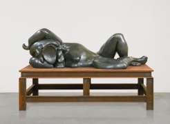 Thomas Schütte  Bronzefrau Nr. 1, 1999-2000